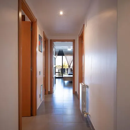 Apartment At026 Moderno, Con Piscina Y Wifi, A 10min De La Playa